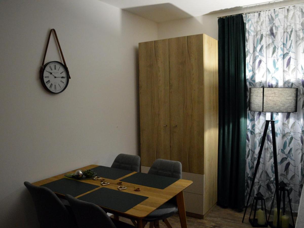 Berglebnis Apartment Тауплиц Екстериор снимка