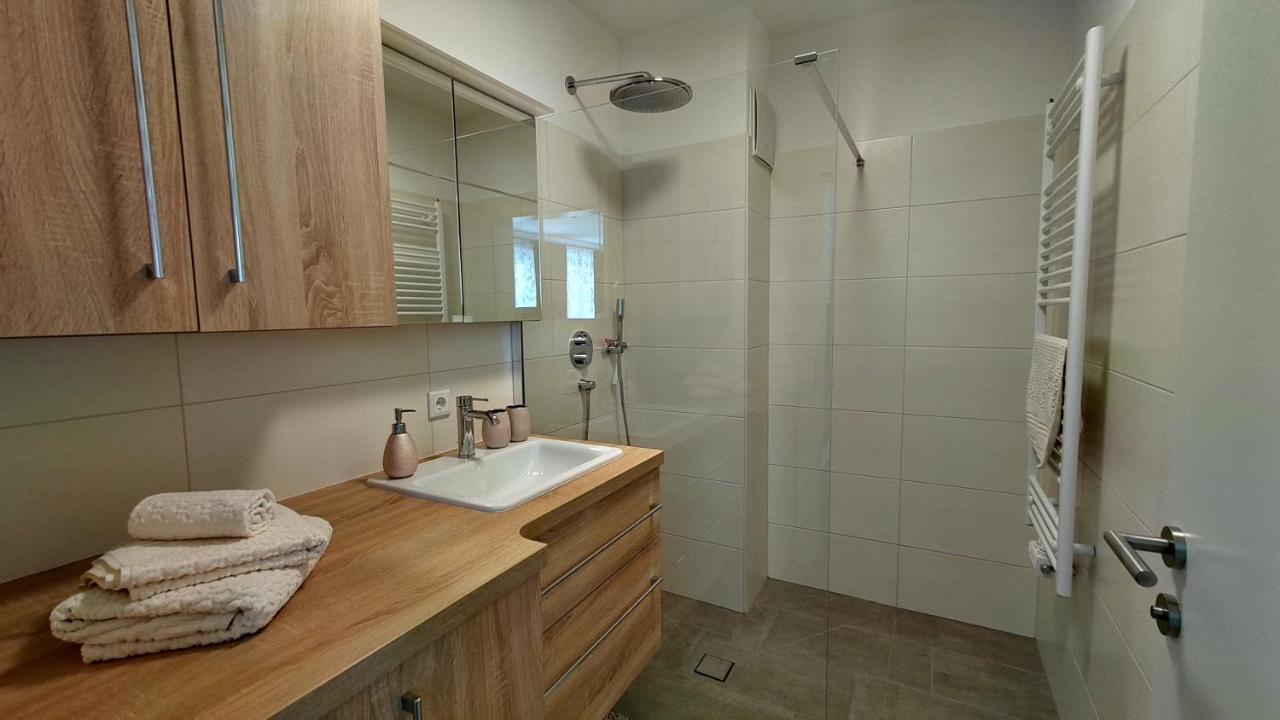 Berglebnis Apartment Тауплиц Екстериор снимка